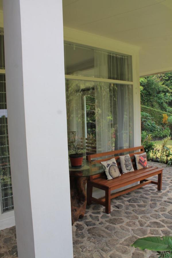 The Forest Villa Bogor Buitenkant foto