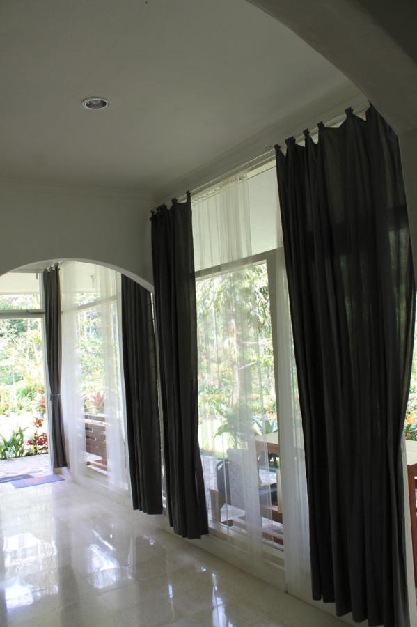 The Forest Villa Bogor Buitenkant foto